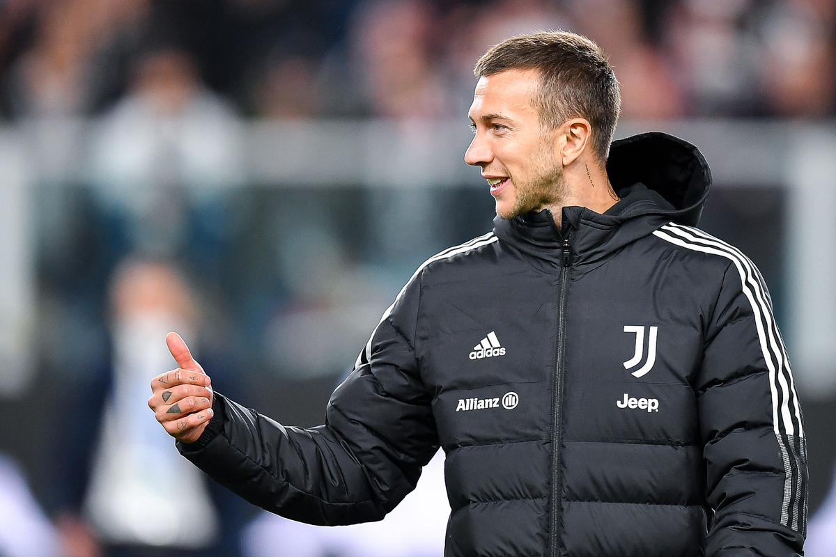 Bologna offer ex-Juventus winger Bernardeschi Serie A return after MLS departure 9 GENOA, ITALY - MAY 6: Federico Bernardeschi of Juventus reacts as he enters the pitch prior to kick-off in the Serie A match between Genoa CFC and Juventus at Stadio Luigi Ferraris on April 30, 2022 in Genoa, Italy. (Photo by Getty Images)