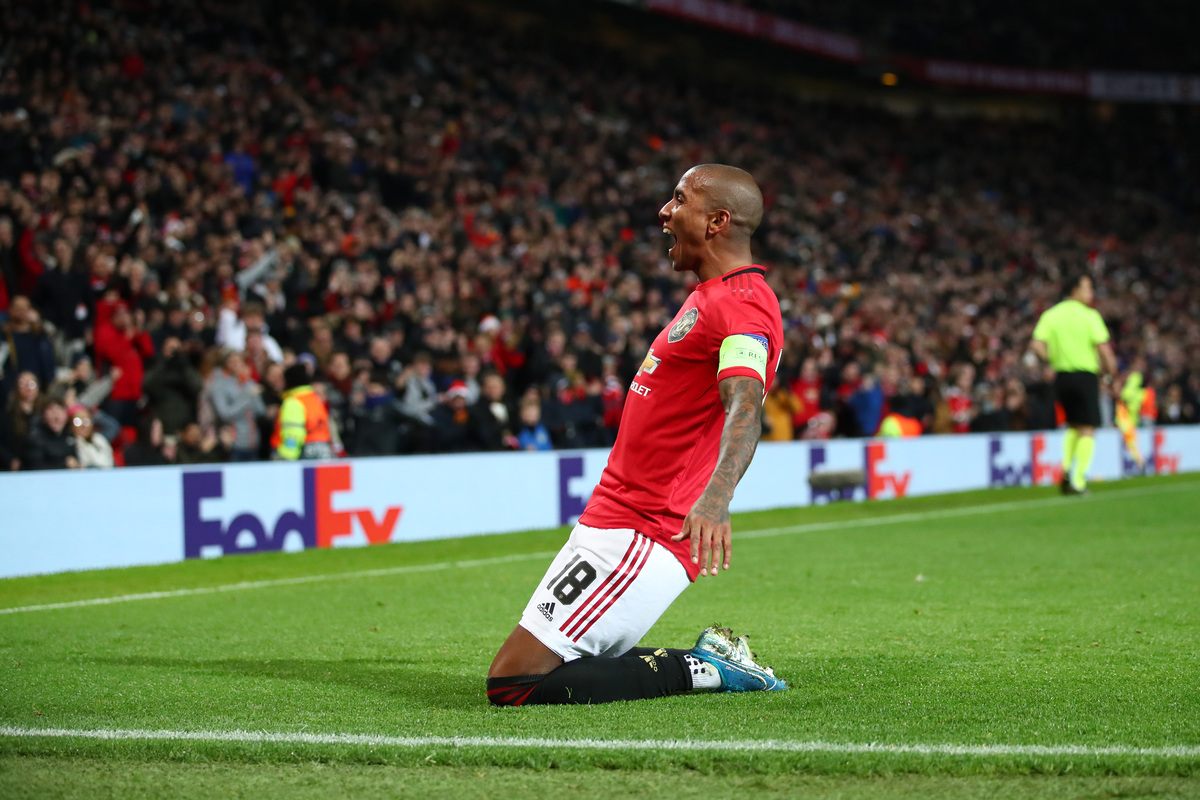 Ashley Young explains how Conte convinced him to leave Man United for Inter 8 MANCHESTER, ENGLAND - DECEMBER 12: Ashley Young of Manchester United celebrates after scoring his team's first goal during the UEFA Europa League group L match between Manchester United and AZ Alkmaar at Old Trafford on December 12, 2019 in Manchester, United Kingdom. (Photo by Clive Brunskill/Getty Images)