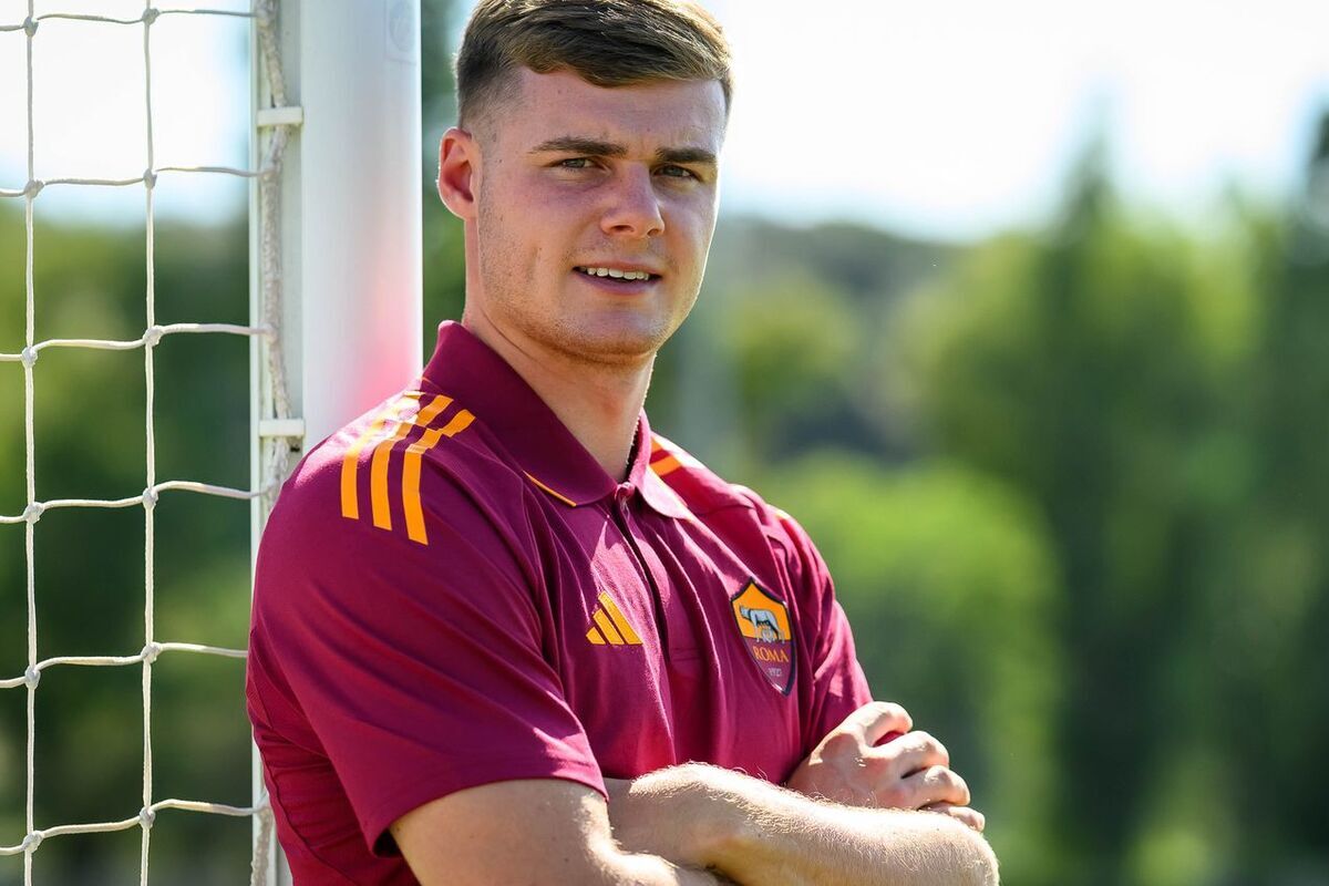 Done deals: Every official transfer in Serie A on July 23 9 Official: Evan Ferguson joins Roma on loan with an option to buy from Premier League side Brighton and Hove Albion (picture via www.asroma.com)