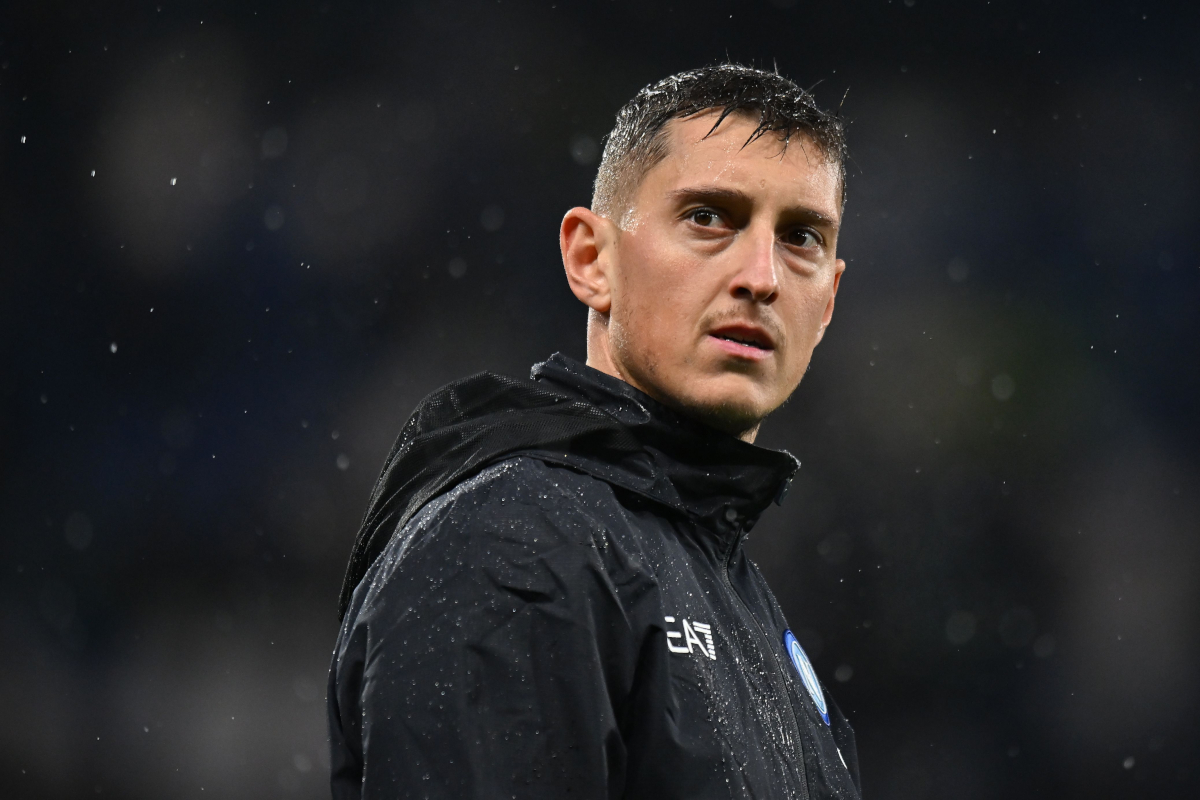 Done Deal: Cremonese secure Audero after Gollini move collapses 4 REGGIO NELL'EMILIA, ITALY - FEBRUARY 28: Pierluigi Gollini of SSC Napoli looks on during the Serie A TIM match between US Sassuolo and SSC Napoli - Serie A TIM at Mapei Stadium - Citta' del Tricolore on February 28, 2024 in Reggio nell'Emilia, Italy. (Photo by Alessandro Sabattini/Getty Images)