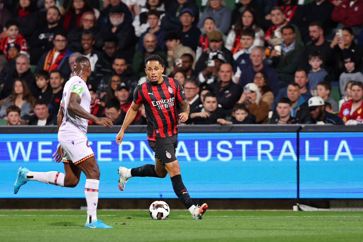 PERTH, AUSTRALIA - JULY 31: Noah Okafor of AC Milan in action during the match between Perth Glory and AC Milan at HBF Park on July 31, 2025 in Perth, Australia. (Photo by Paul Kane/Getty Images) (Leeds links)