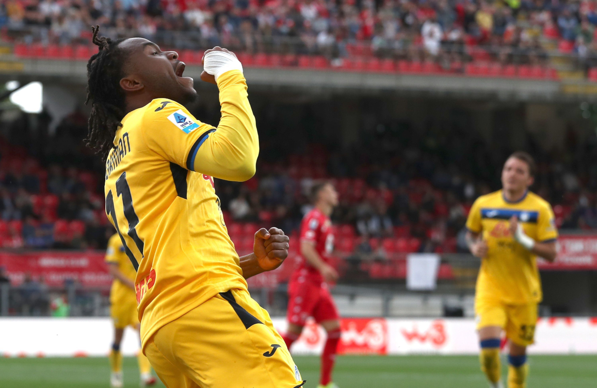 Lookman still waiting for Inter, but respectful of Atalanta 4 MONZA, ITALY - MAY 04: Ademola Lookman of Atalanta BC celebrates after scoring their team's third goal during the Serie A match between AC Monza and Atalanta BC at U-Power Stadium on May 04, 2025 in Monza, Italy. (Photo by Marco Luzzani/Getty Images)