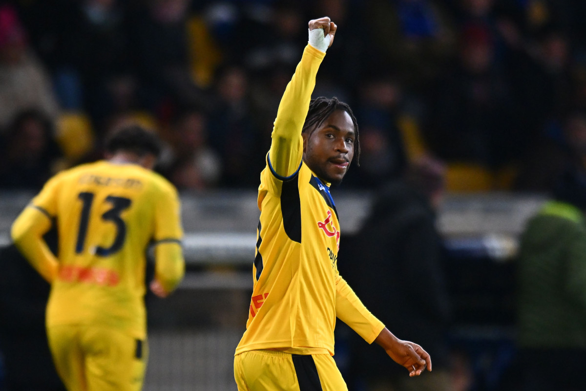 Report Lookman rejects Napoli offer and waits for Inter 8 Ademola Lookman of Atalanta BC celebrates after scoring his team third goal during the Serie A match between Parma and Atalanta at Stadio Ennio Tardini on November 23, 2024 in Parma, Italy. (Photo by Alessandro Sabattini/Getty Images)