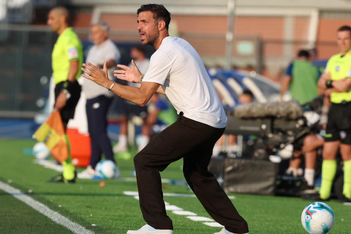 Serie A Preview: Coaching revolution in 2025-26 8 COMO, ITALY - JULY 18: Head coach Como Cesc Fabregas reacts during the friendly match between Como and Lille at Giuseppe Sinigaglia Stadium on July 18, 2025 in Como, Italy. (Photo by Claudio Villa/Getty Images)