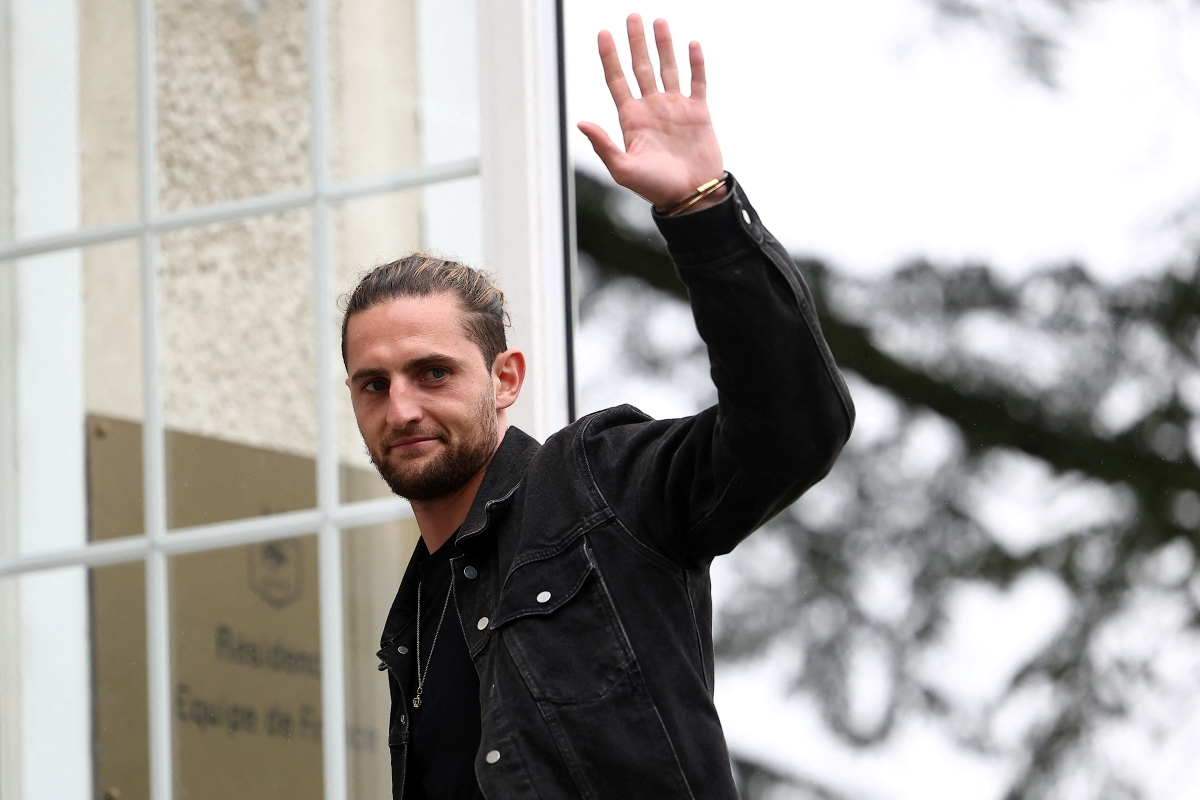 Exclusive: Rabiot contacted directly by Napoli and Milan 7 France's midfielder Adrien Rabiot arrives to the national team's training camp for the upcoming UEFA Euro 2024 European Football Championship, in Clairefontaine-en-Yvelines on May 29, 2024. (Photo by FRANCK FIFE / AFP) (Photo by FRANCK FIFE/AFP via Getty Images)