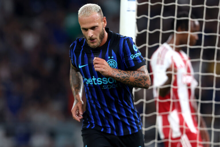 BARI, ITALY - AUGUST 16: Federico Di Marco of Inter celebrates after scoring his team's opening goal during Pre-Season Friendly match between FC Internazionale and Olympiacos FC at Stadio San Nicola on August 16, 2025 in Bari, Italy. (Photo by Maurizio Lagana/Getty Images)