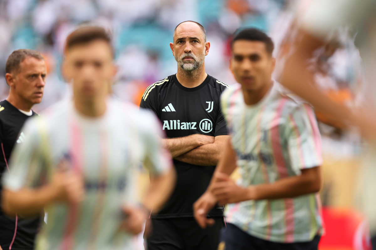 Serie A Preview: Favourites and underdogs in the Coppa Campioni race 6 MIAMI GARDENS, FLORIDA - JULY 01: Igor Tudor, Head Coach of Juventus FC, looks on during warm-ups prior to the FIFA Club World Cup 2025 round of 16 match between Real Madrid CF and Juventus FC at Hard Rock Stadium on July 01, 2025 in Miami Gardens, Florida. (Photo by Michael Reaves/Getty Images)