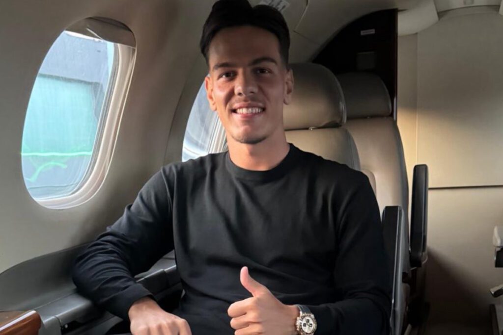 Video: Jashari arrives for Milan medical after sealing €37m transfer from Club Brugge