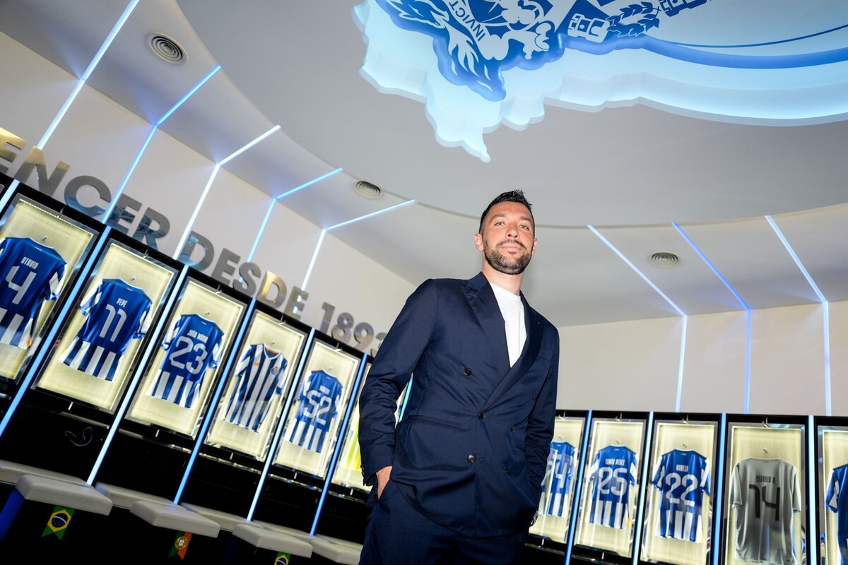 Ufficiale: Farioli nominato allenatore dell’FC Porto.