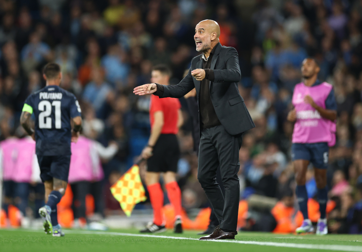 MANCHESTER, Inghilterra - 18 settembre: Pep Guardiola, direttore di Manchester City, reagisce durante la partita della Fase MD1 della UEFA Champions League 2025/26 tra Manchester City e SSC Napoli al City of Manchester Stadium il 18 settembre 2025 a Manchester, in Inghilterra. (Foto di Dan Istitene/Getty Images)