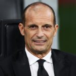 Milano, Italia - 28 settembre: Massimiliano Allegri, capo allenatore di AC Milan durante la partita di Serie A tra AC Milan e SSC Napoli al Giuseppe Meazza Stadium il 28 settembre 2025 a Milano, in Italia. (Foto di Marco Luzzani/Getty Images)