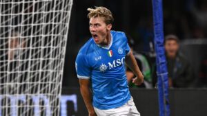 Danimarca-Grecia, le formazioni ufficiali: c'è aria di Napoli-Roma, con Hojlund e Tsimikas