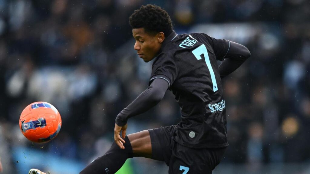 Napoli, Neres torna dopo 123 giorni: verso la lista per Pisa