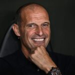 Allegri gela il dibattito: «La difesa a tre? Sui moduli sono discorsi da bar»