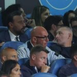 Rizzetta torna a bussare alla porta di De Laurentiis: l’invito al Maradona, il pranzo che può riaprire il dialogo e quel «Io ci sono». E intanto il Napoli abbraccia Kvara e per la Roma c’è Colombo